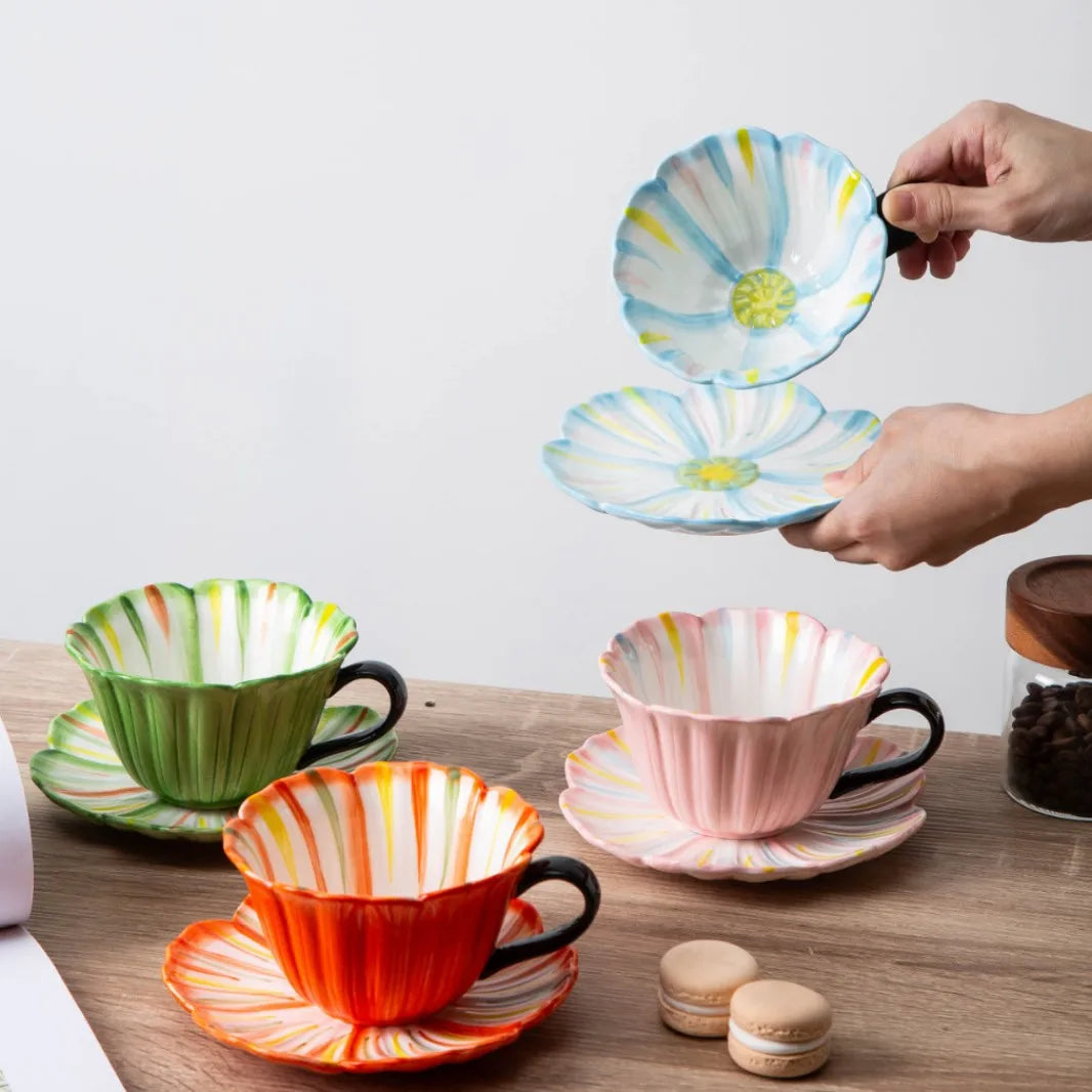 Factory Direct Lelyi Vintage Painted Striped Ceramic Cup Ins Flower Shaped Coffee Cup And Saucer