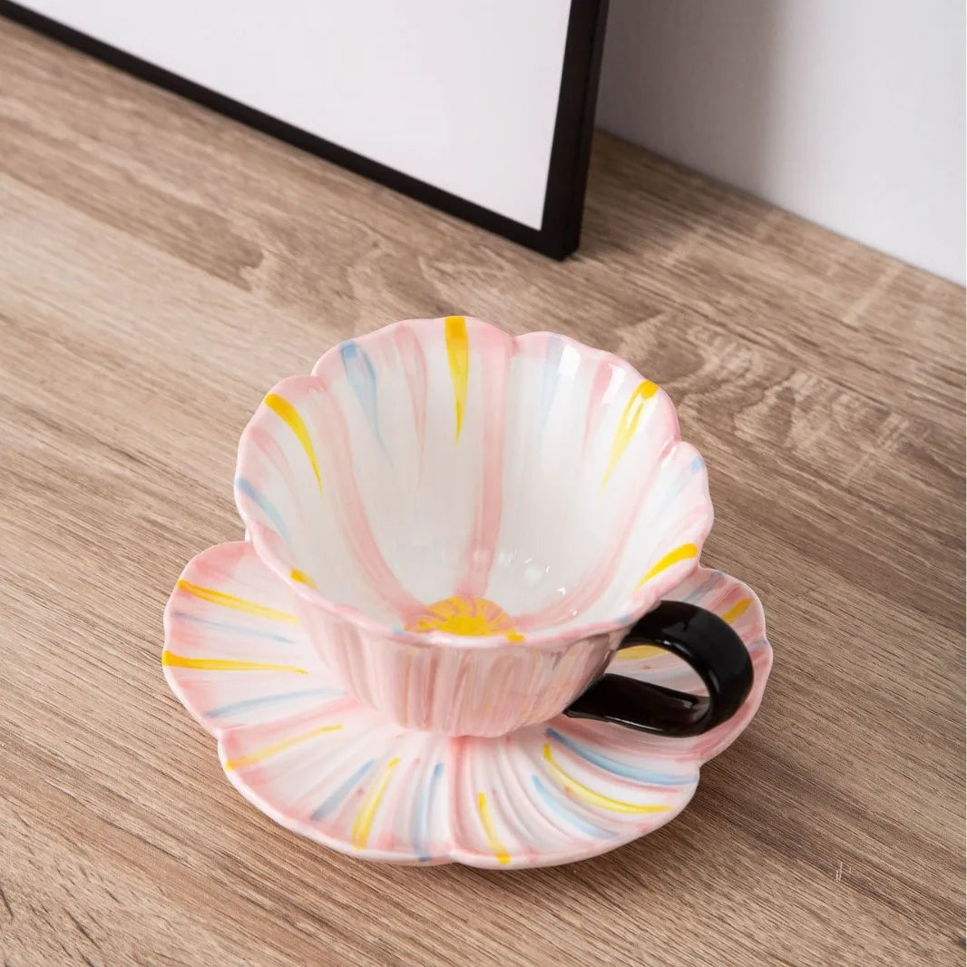 Factory Direct Lelyi Vintage Painted Striped Ceramic Cup Ins Flower Shaped Coffee Cup And Saucer
