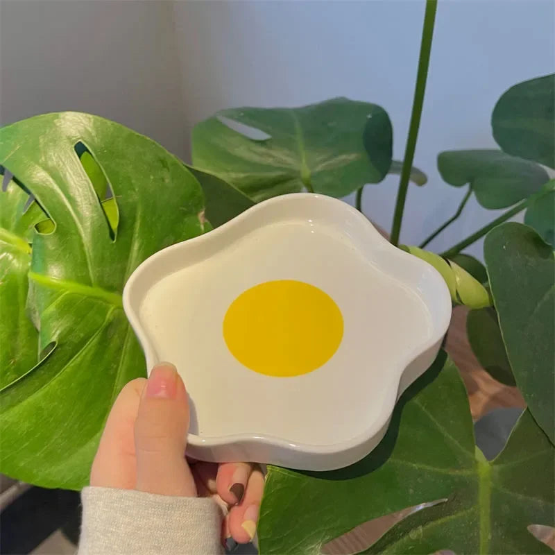 Novelty Ceramic Plate Lovely Fried Egg Shape Afternoon Tea Dessert Saucer Breakfast Salad Fruit Tray Creative Tableware Dishes