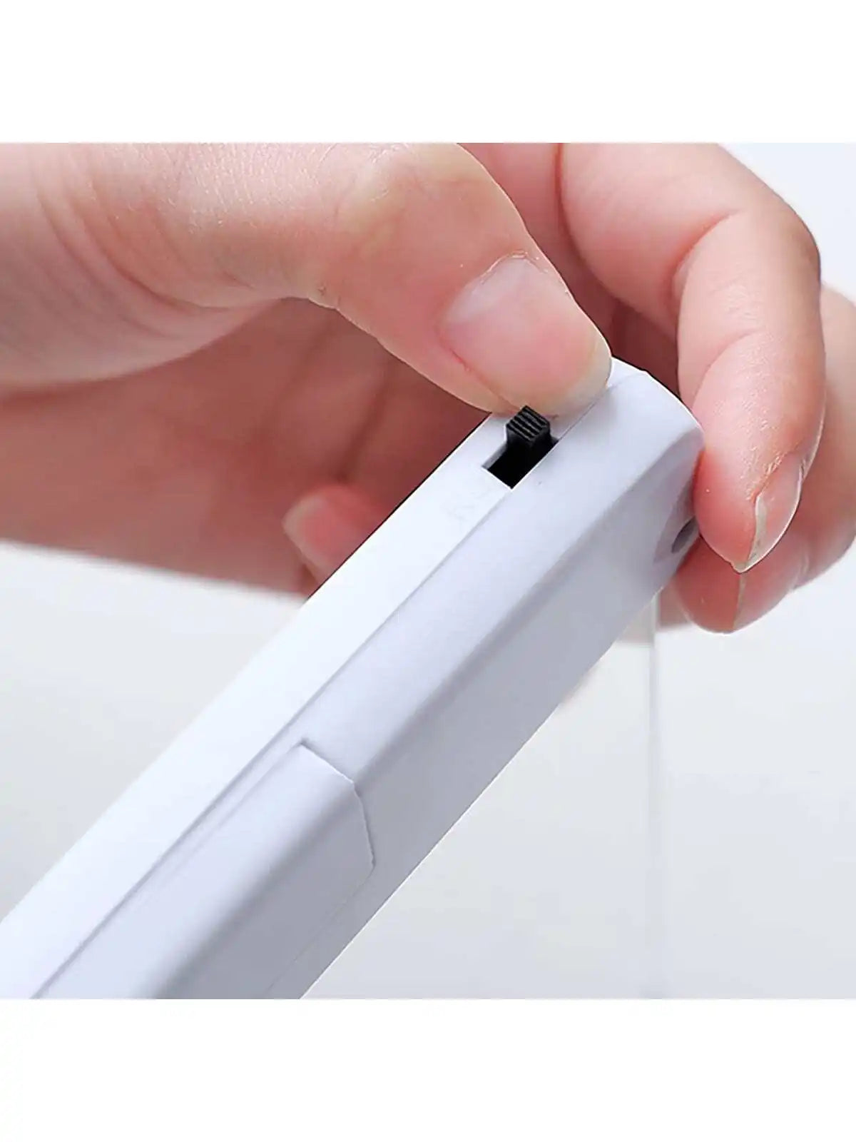 1pc-LED Flat Night Vision Reading Light for Reading and Learning, Soft Eye Protection with Text Clip on Reading Light