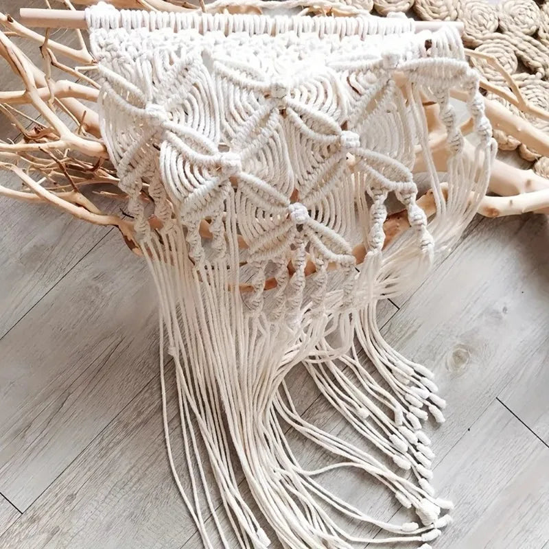 1pcs Polyester-Cotton Macrame Wall Hanging with Fringe Clover Diamond Grid Pattern for Home Decor Fashionable Room Decoration